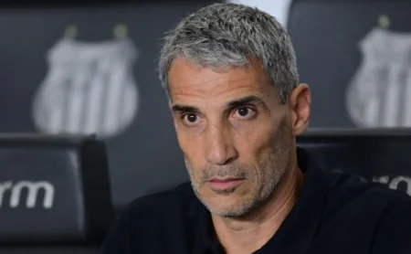 Santos busca reação com Vojvoda e Gabigol garante empate contra o Mirassol