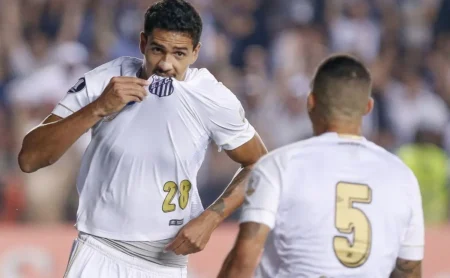 Santos: clube espera por Lucas Veríssimo e aguarda atuação do Itamaraty