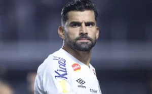 Santos divulga lista de relacionados com Rincón e Bontempo para enfrentar o Cruzeiro
