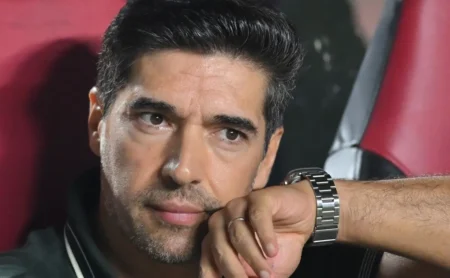 Súmula de Daronco registra ofensa de Abel Ferreira no Choque-Rei; caso pode ter desdobramentos