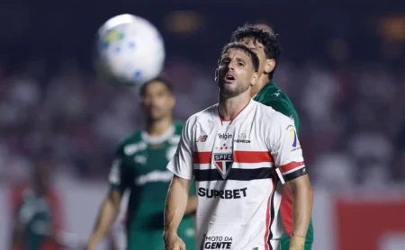 São Paulo é derrotado pelo Palmeiras em jogo lento do Brasileirão