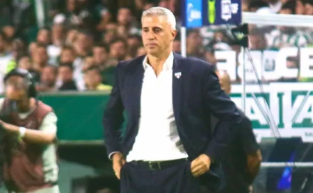 São Paulo: elenco definido para 2026 com busca por reforços no meio e ataque