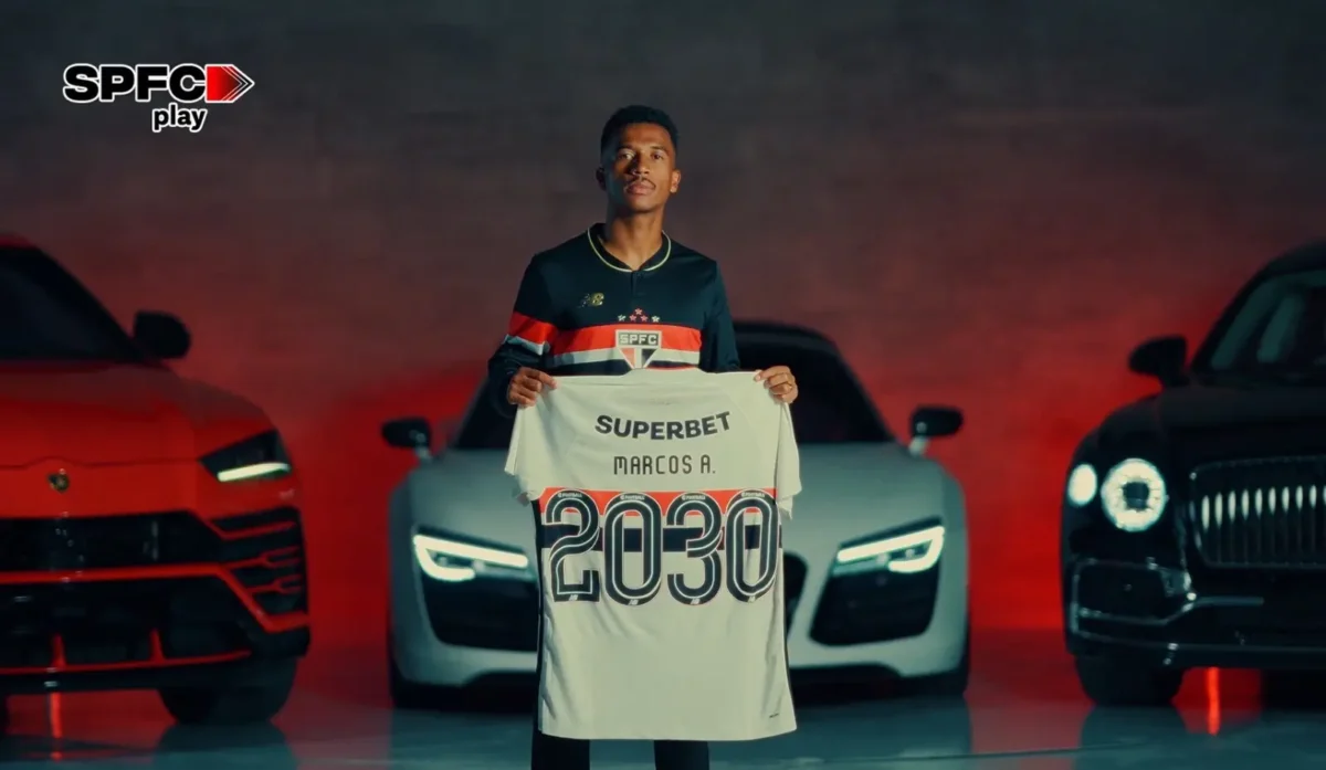 São Paulo renova contrato com Marcos Antônio: "Muito mais que o motor do nosso time"