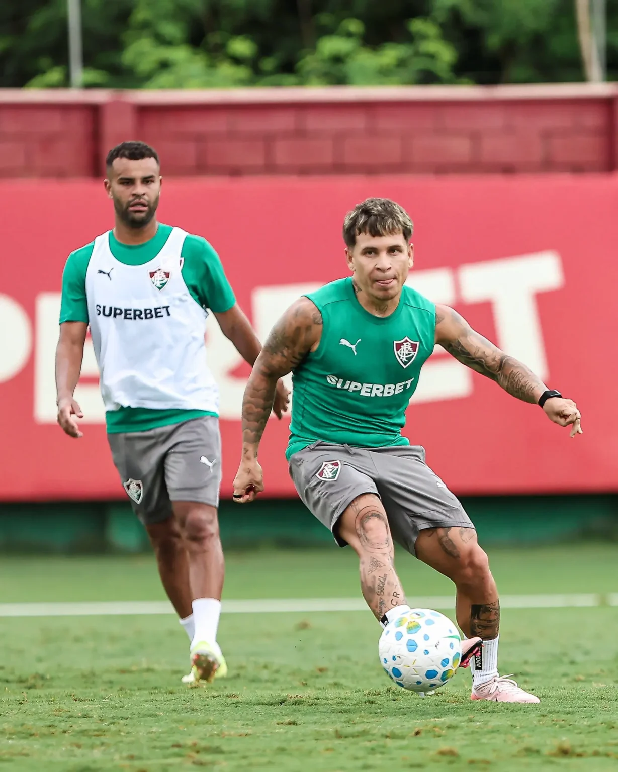 Soteldo retorna aos treinos e fica à disposição de Zubeldía no Fluminense