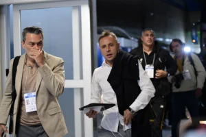 Técnico interino? Filipe Luís? O que se sabe sobre a busca do São Paulo por um novo treinador