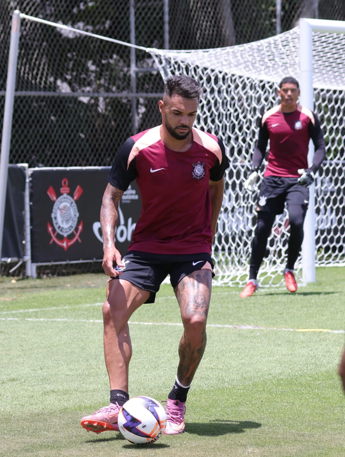 Treino do Corinthians: Raniele no grupo e Allan em atividades separadas no CT