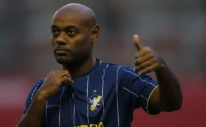 Vagner Love revela o time que conquistou seu coração Vagner Love revela o time que conquistou seu coração