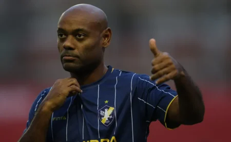 Vagner Love revela o time que conquistou seu coração