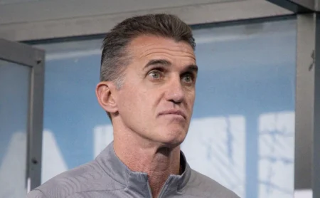 Vagner Mancini lamenta empate entre Grêmio e Bragantino e aponta injustiça: “Gosto amargo”