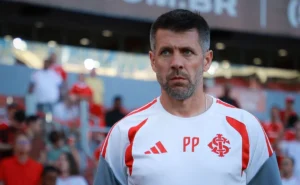 Vagner Martins aponta falhas de Pezzolano na derrota do Internacional para o Bahia. Vagner Martins aponta falhas de Pezzolano na derrota do Internacional para o Bahia.