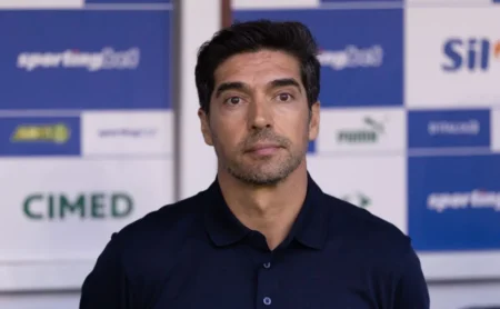 Vasco busca fim de jejum contra o Palmeiras e Abel Ferreira no Brasileirão