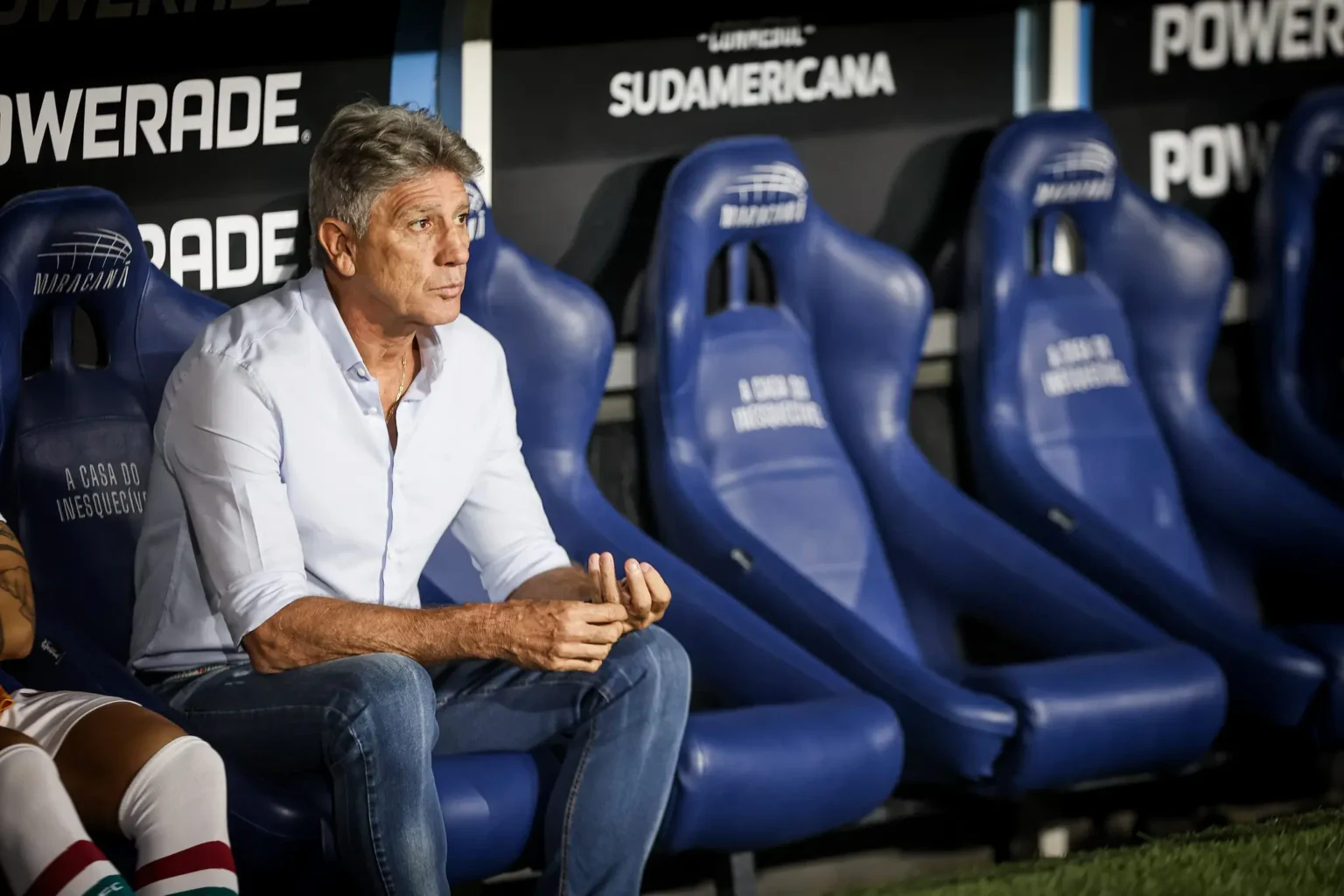 Vasco define prioridade com Renato e retoma busca por reforços