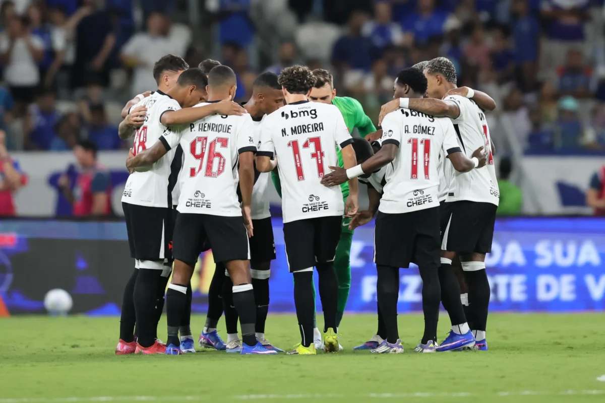 Vasco: Derrota frustra, mas equipe demonstra evolução e competitividade Vasco: Derrota frustra, mas equipe demonstra evolução e competitividade
