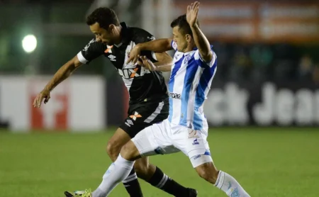Vasco e Paysandu se enfrentam na Copa do Brasil após dez anos.