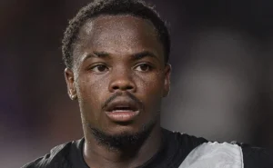 Vasco mantém Andrés Gomez e aposta na valorização na Copa do Mundo de 2026