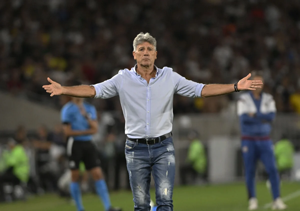 Vasco: Semana decisiva para definir treinador com Renato Gaúcho no radar Vasco: Semana decisiva para definir treinador com Renato Gaúcho no radar