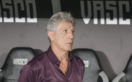 Vasco supera o Palmeiras na estreia de Renato Portaluppi e escapa do Z-4 do Brasileirão