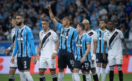 Vidente prevê resultado favorável ao Vasco contra o Grêmio pelo Brasileirão