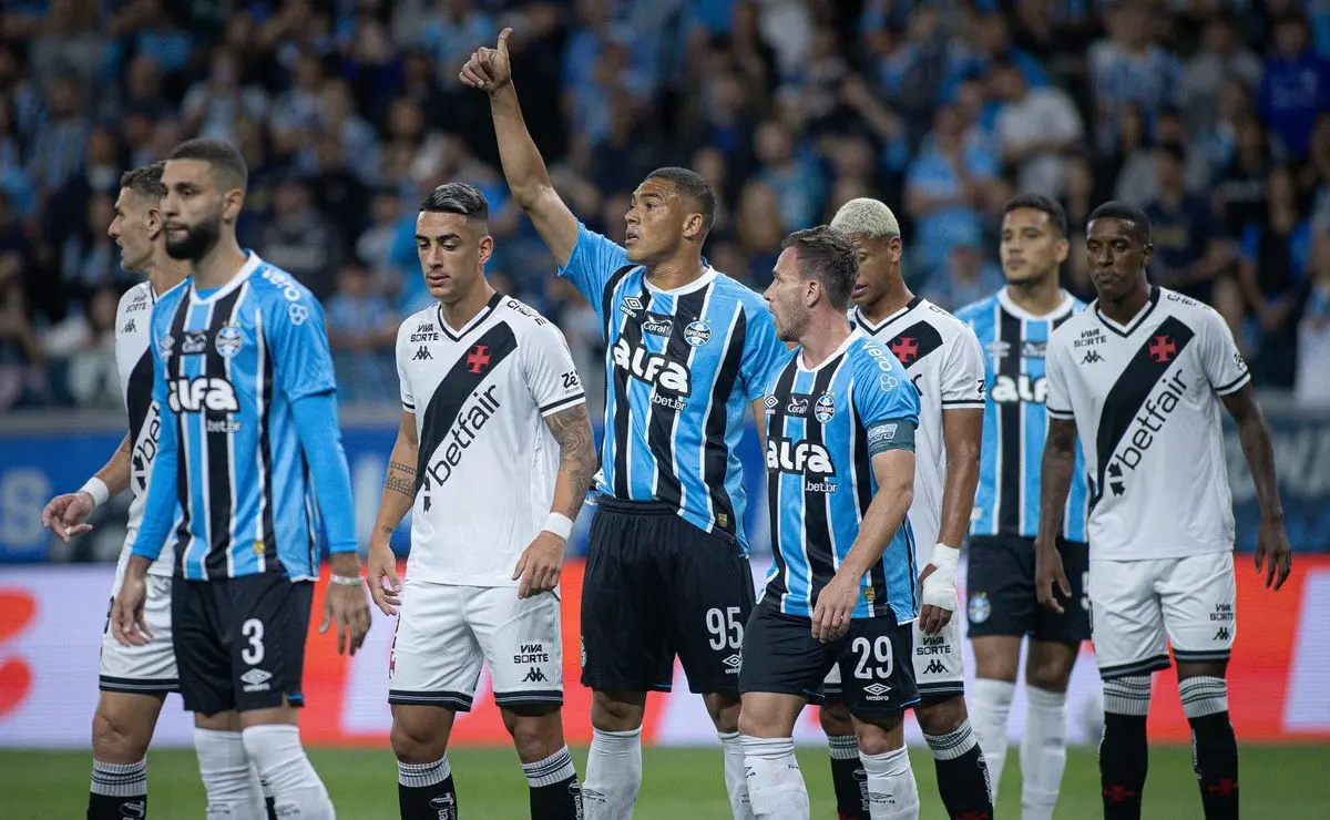 Vidente prevê resultado favorável ao Vasco contra o Grêmio pelo Brasileirão Vidente prevê resultado favorável ao Vasco contra o Grêmio pelo Brasileirão