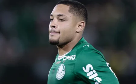 Vitor Roque: Palmeiras intensifica preparação para final com Abel Ferreira