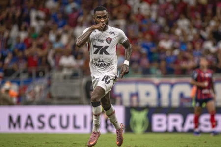 Vitória: Ramón se destaca com gol e solidez defensiva na atuação do Leão