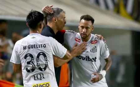 Vojvoda altera esquema do Santos e aposta em Neymar e Gabigol contra o Corinthians Vojvoda altera esquema do Santos e aposta em Neymar e Gabigol contra o Corinthians