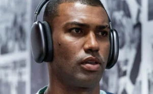 Walace: Cruzeiro avalia saída de jogador para o Vasco na janela de transferências