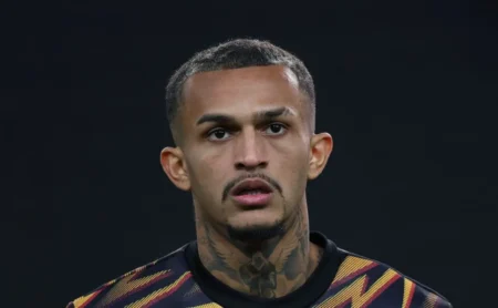 Wesley, campeão com o Flamengo, interessa ao Barcelona e pode gerar R$ 7 milhões ao clube.