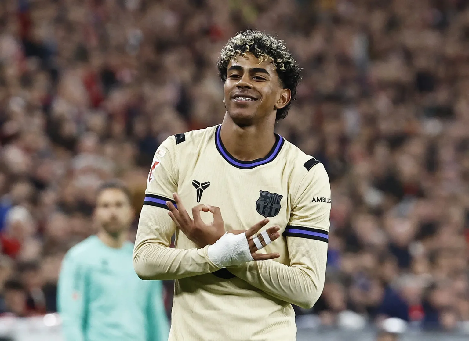 Yamal atinge melhor marca de gols na carreira com 20 jogos a menos; confira os números