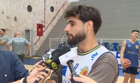 Yuri Alberto está fora contra o Santos e estima data para retorno ao Corinthians