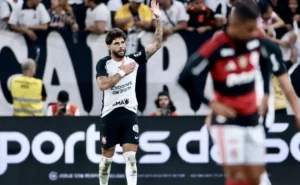 Yuri Alberto se destaca em empate do Corinthians com o Flamengo pelo Brasileirão