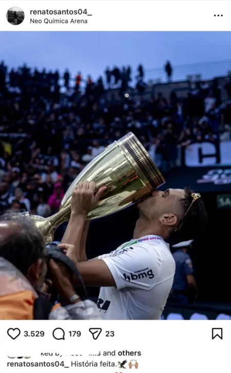 Zagueiro do Corinthians aguarda propostas e mantém rotina de treinos isolados