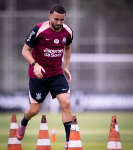 Zaka chama a atenção no Corinthians e pode enfrentar o Coritiba