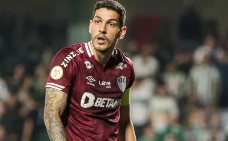 Zenit aprova avanços e negociação por Nino ganha novo impulso após novela.