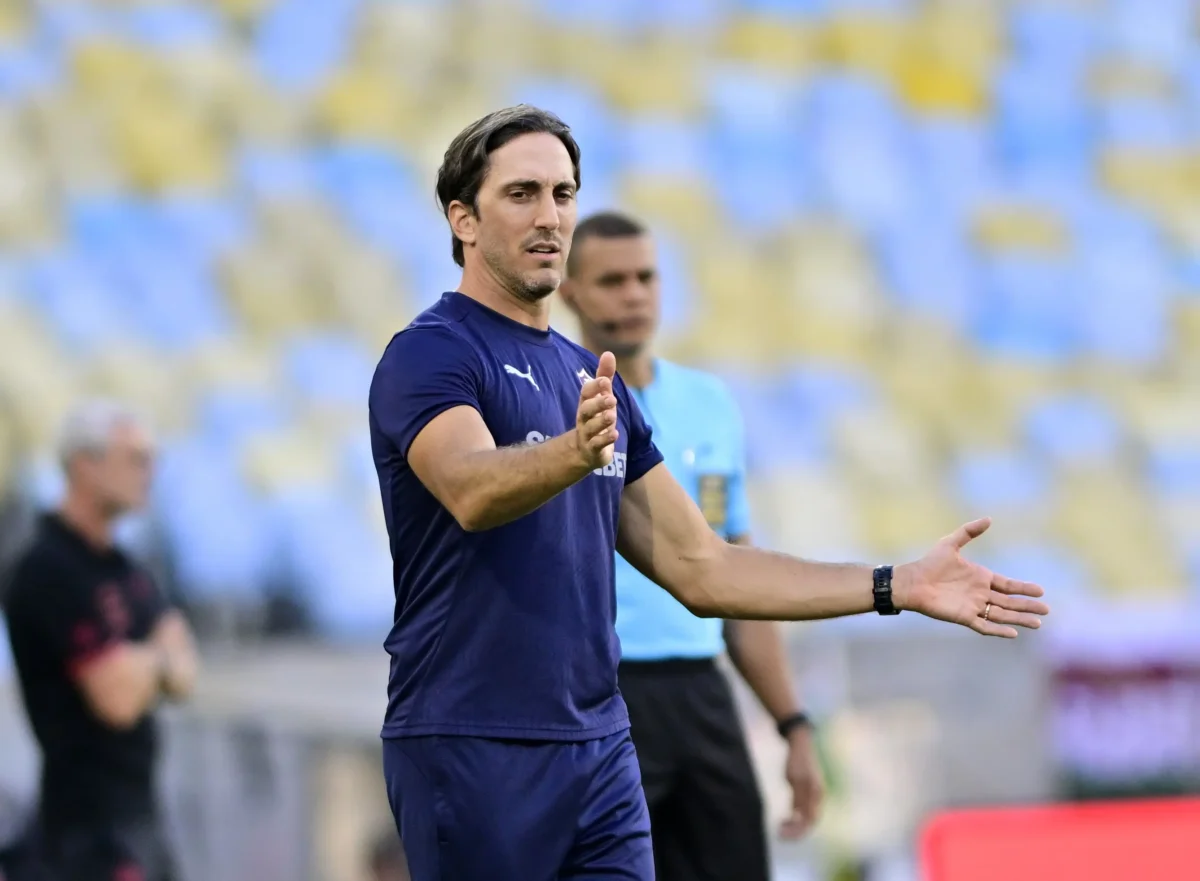 Zubeldía avalia vitória do Fluminense sobre o Athletico Zubeldía avalia vitória do Fluminense sobre o Athletico