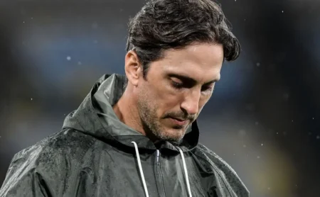 Zubeldía revela problema cardíaco e reflete sobre a pressão no futebol