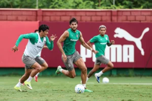 Zubeldía vislumbra retorno de Cano à lista de relacionados do Fluminense contra o Corinthians